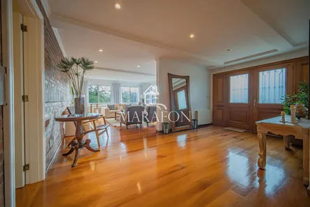 Casa com 5 Quartos à venda, 700m² no Planalto, Gramado