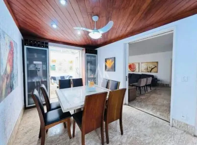Casa com 3 Quartos à venda, 261m² no São José, Belo Horizonte