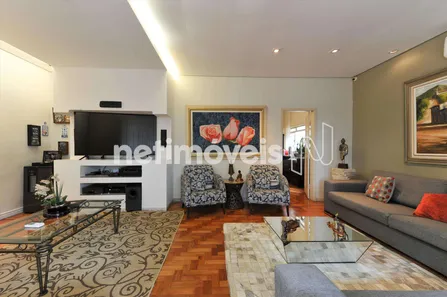 Casa com 3 Quartos à venda, 210m² no São Lucas, Belo Horizonte