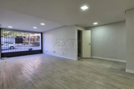 Ponto Comercial para alugar, 140m² no Santo Antônio, Belo Horizonte