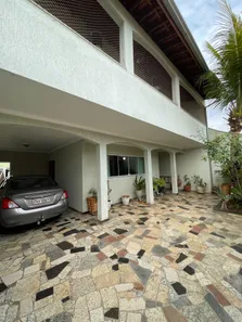 Sobrado com 3 Quartos à venda, 200m² no Vila Esteves, Limeira