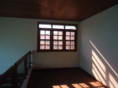 Casa com 8 Quartos para alugar, 640m² no Santa Tereza, Belo Horizonte