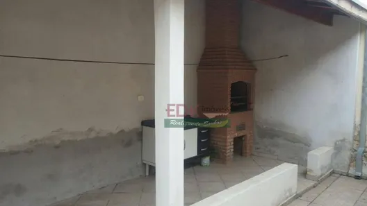 Casa com 3 Quartos à venda, 147m² no Residencial São Charbel, Taubaté