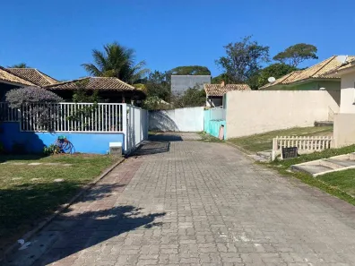 Casa com 2 Quartos para alugar, 72m² no Outeiro, Araruama