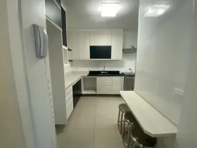 Casa de Condomínio com 4 Quartos para alugar, 160m² no Vila Oliveira, Mogi das Cruzes
