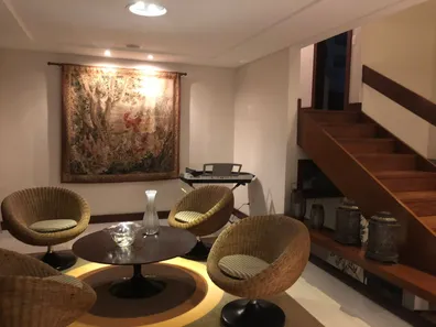 Casa de Condomínio com 4 Quartos para venda ou aluguel, 550m² no Candelária, Natal