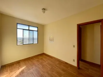 Apartamento com 3 Quartos para alugar, 82m² no Heliópolis, Belo Horizonte