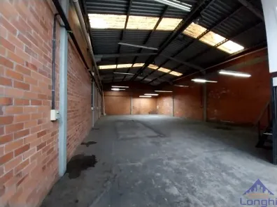 Galpão/Depósito/Armazém com 1 Quarto para alugar, 250m² no Jardim Eldorado, Caxias do Sul