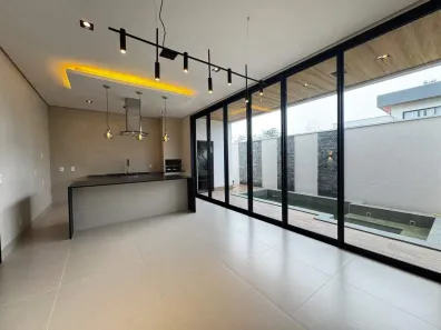 Casa com 3 Quartos à venda, 197m² no Setor Brasil, Araguaína