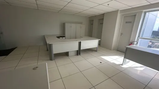 Sala Comercial com 2 Quartos para alugar, 84m² no Espinheiro, Recife