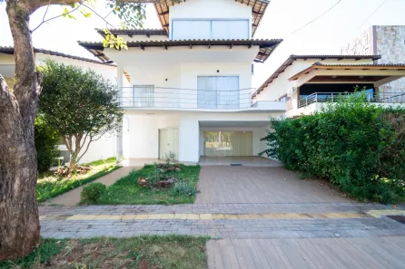 Apartamento com 4 Quartos para alugar, 340m² no Loteamento Portal do Sol II, Goiânia