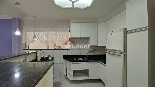 Sobrado com 4 Quartos à venda, 360m² no Vila Santa Rosa, Guarujá