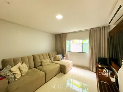 Casa com 4 Quartos à venda, 383m² no Jardins Valência, Goiânia