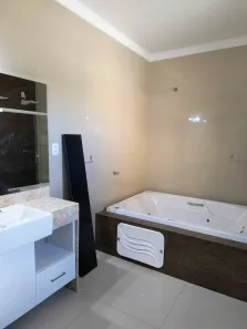 Casa de Condomínio com 4 Quartos para alugar, 1000m² no Setor Habitacional Arniqueira, Brasília