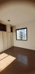 Apartamento com 2 Quartos para alugar, 78m² no Retiro, Petrópolis