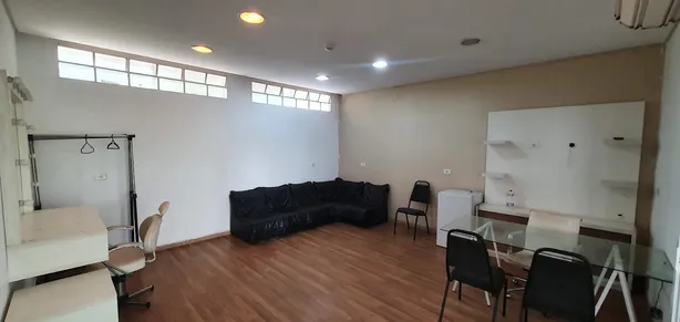 Ponto Comercial à venda, 930m² no São João, Jacareí