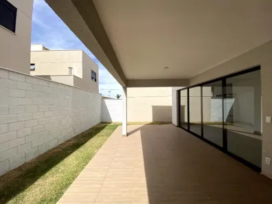 Casa de Condomínio com 4 Quartos para alugar, 174m² no Jardins Marselha, Aparecida de Goiânia