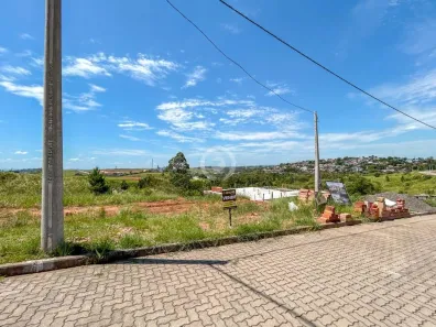 Lote/Terreno à venda, 300m² no 4 Colônias, Campo Bom