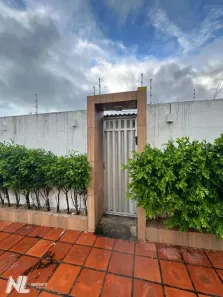 Casa com 4 Quartos para alugar, 205m² no Capim Macio, Natal