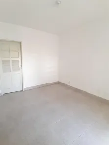 Casa com 2 Quartos para alugar, 60m² no Centro, Nova Iguaçu