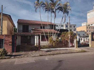 Sobrado com 3 Quartos à venda, 300m² no Vila Márcia, Cachoeirinha