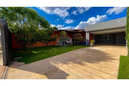 Casa de Condomínio com 3 Quartos à venda, 170m² no Região dos Lagos, Brasília