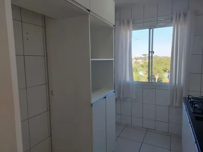 Apartamento com 2 Quartos para alugar, 43m² no Capela Velha, Araucária