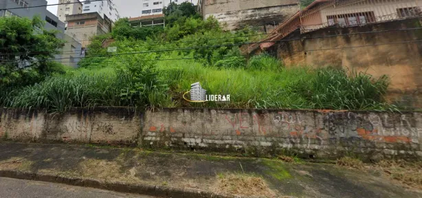 Lote/Terreno à venda, 720m² no São Lucas, Belo Horizonte