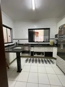 Casa de Condomínio com 2 Quartos para venda ou aluguel, 171m² no Condomínio Vale do Sol, Tremembé