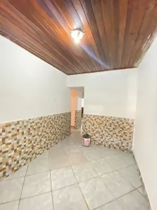 Casa com 2 Quartos para alugar, 60m² no Centro, Nova Iguaçu