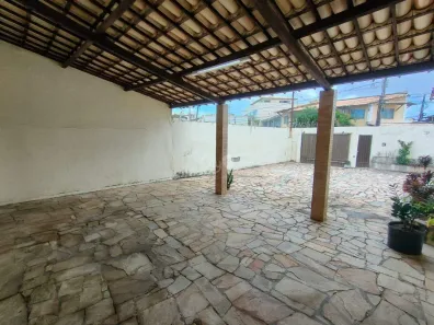 Casa com 3 Quartos para alugar, 300m² no Coroa do Meio, Aracaju