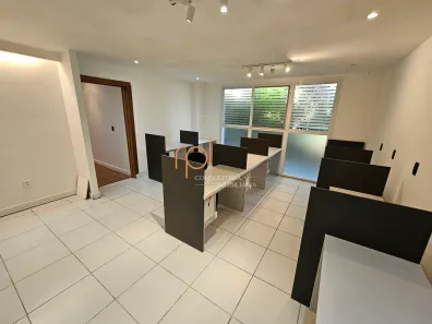 Sala Comercial para alugar, 60m² no Quarteirão Brasileiro, Petrópolis