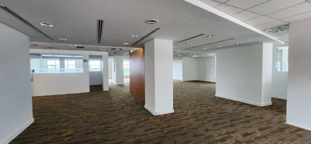 Sala Comercial para alugar, 556m² no Barra Olímpica, Rio de Janeiro