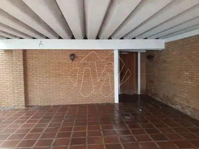 Casa com 4 Quartos à venda, 279m² no Centro, Araraquara