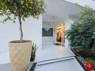Casa com 4 Quartos à venda, 350m² no Aleixo, Manaus