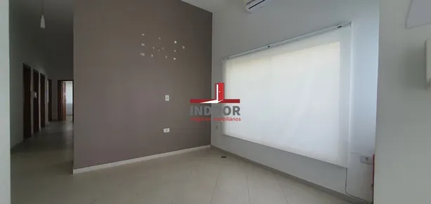 Ponto Comercial para venda ou aluguel, 306m² no Jardim Terras de São João, Jacareí