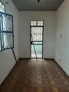 Prédio Residencial com 8 Quartos à venda, 225m² no Periperi, Salvador
