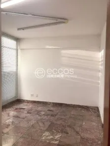 Sala Comercial à venda, 28m² no Santa Lúcia, Belo Horizonte