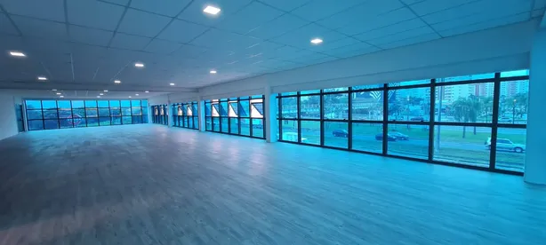 Sala Comercial para alugar, 300m² no Barra Olímpica, Rio de Janeiro