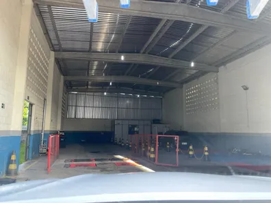 Galpão/Depósito/Armazém com 2 Quartos à venda, 300m² no Recreio Ipitanga, Lauro de Freitas