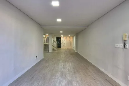 Ponto Comercial para alugar, 140m² no Santo Antônio, Belo Horizonte