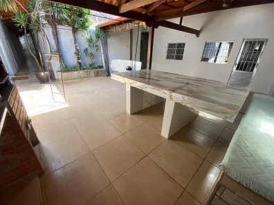 Casa com 3 Quartos para alugar, 127m² no Tirol (Barreiro), Belo Horizonte