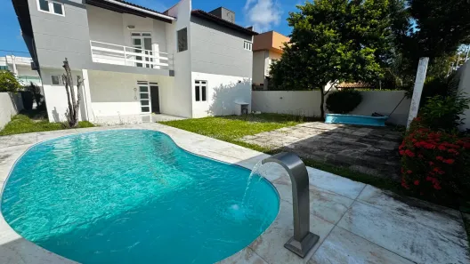 Casa de Condomínio com 4 Quartos para alugar, 300m² no Candelária, Natal