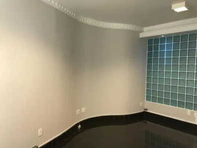 Sala Comercial para alugar, 90m² no Savassi, Belo Horizonte