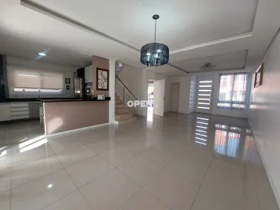 Sobrado com 3 Quartos para alugar, 230m² no Igara, Canoas