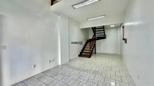 Sala Comercial para alugar, 47m² no Centro, Bento Gonçalves