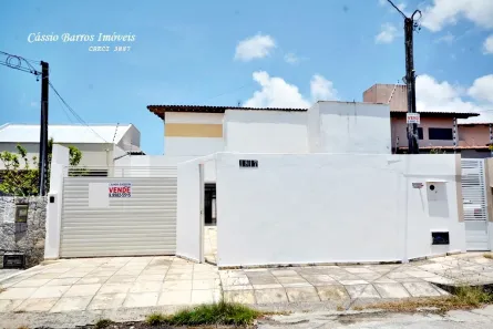 Casa com 4 Quartos à venda, 247m² no Capim Macio, Natal