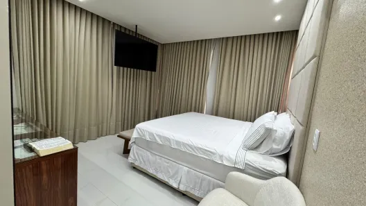 Casa de Condomínio com 3 Quartos à venda, 250m² no Vila Rosa, Goiânia
