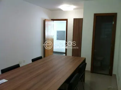 Sala Comercial à venda, 28m² no Santa Lúcia, Belo Horizonte