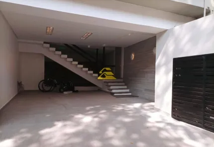 Casa com 4 Quartos para alugar, 276m² no Laranjeiras, Rio de Janeiro